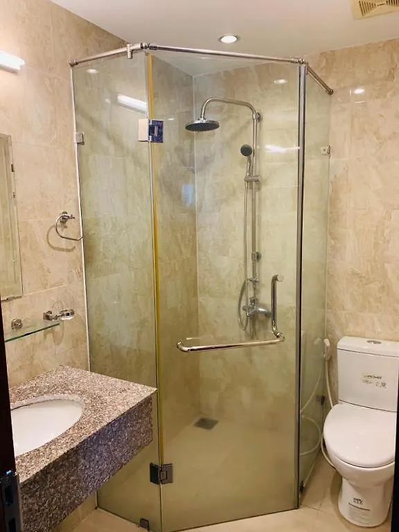 Nhat Linh Hotel & Suites Da Nang