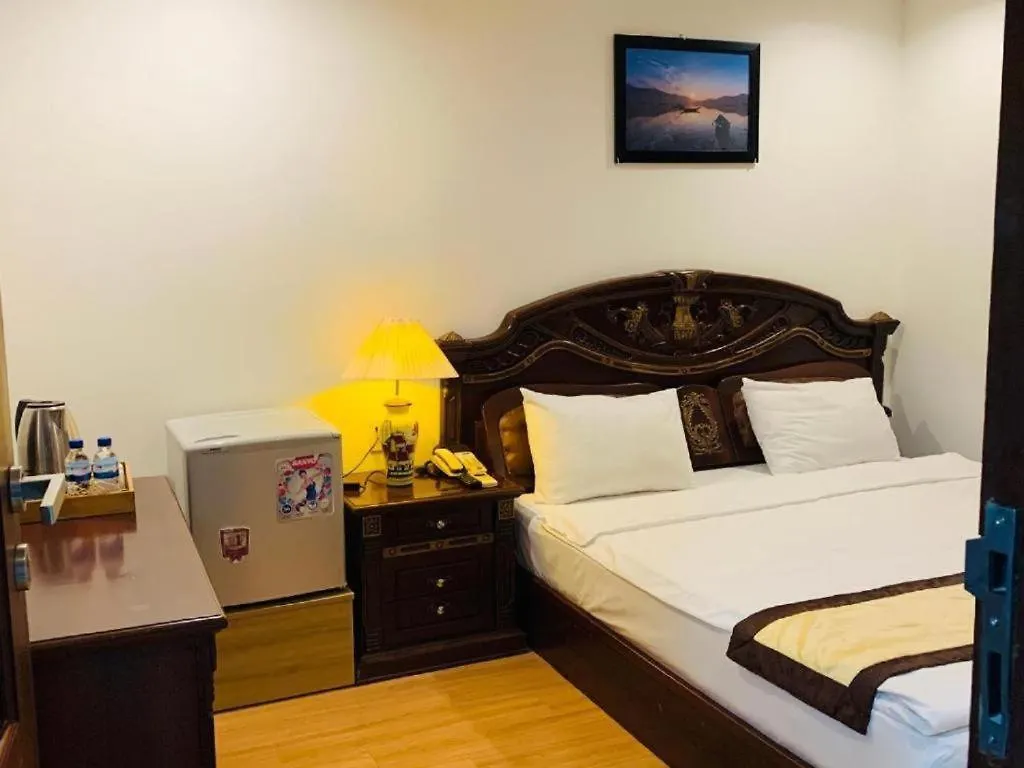 Nhat Linh Hotel & Suites Da Nang